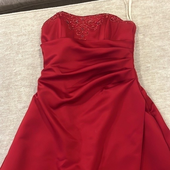 Red 90s prom dress - Picture 3 of 8